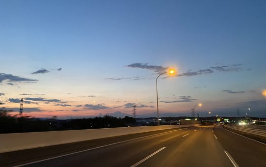 今日の夕景＿。＿。